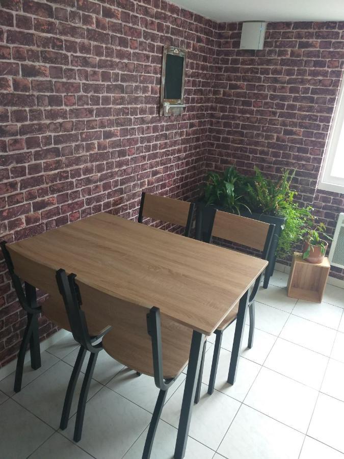 Le De Manu 3 Personnes